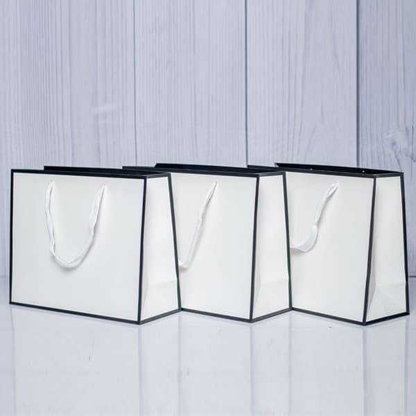 Laminated luxury bag